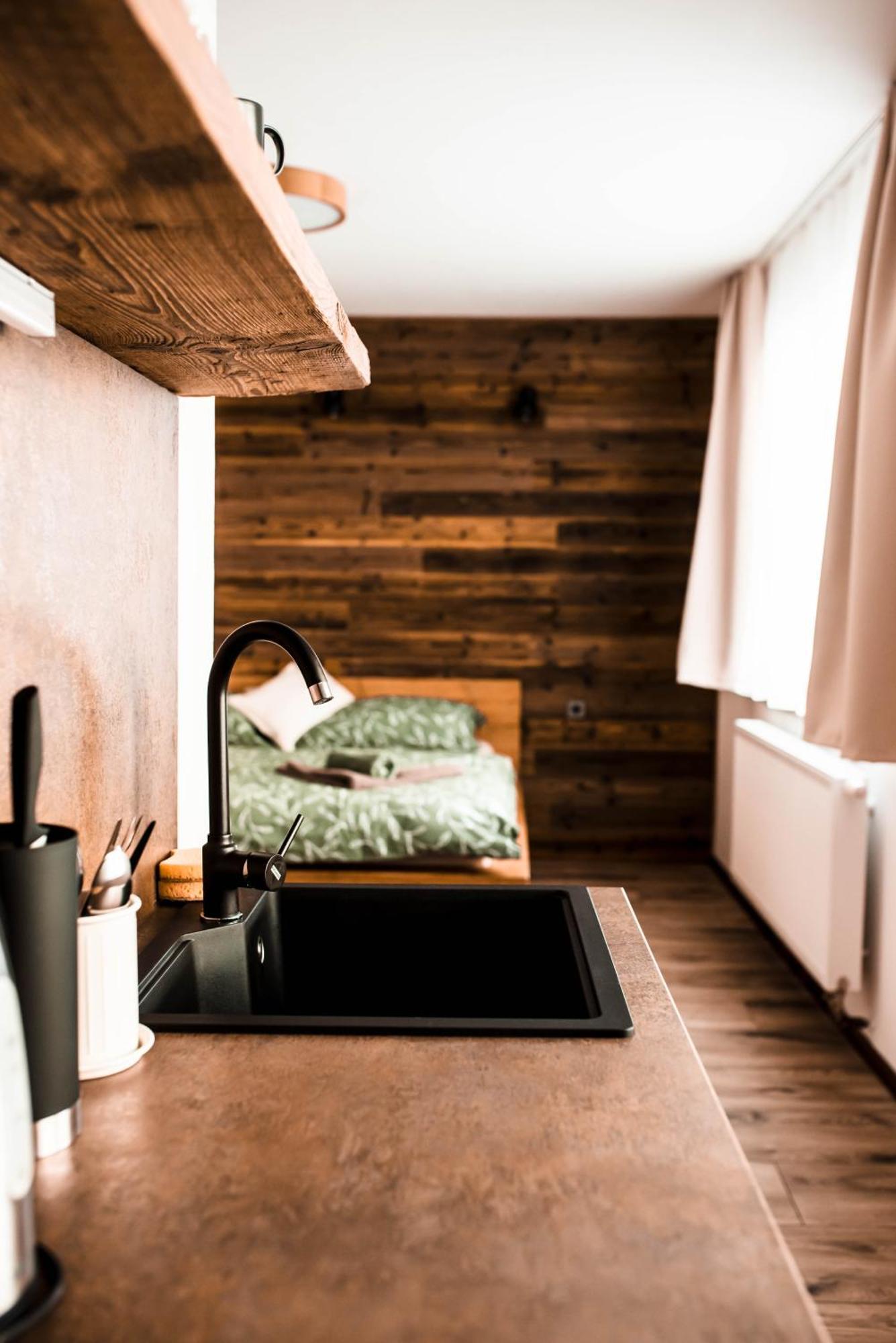 Apartmany Zeme Nove Mesto pod Smrkem Esterno foto